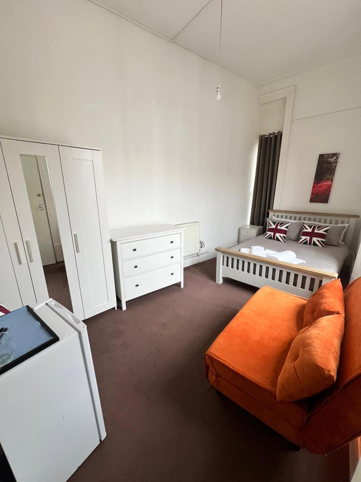 לונדון Islington Budget Guesthouse מראה חיצוני תמונה